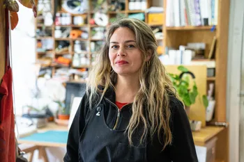 Janna: Leather worker in Liege