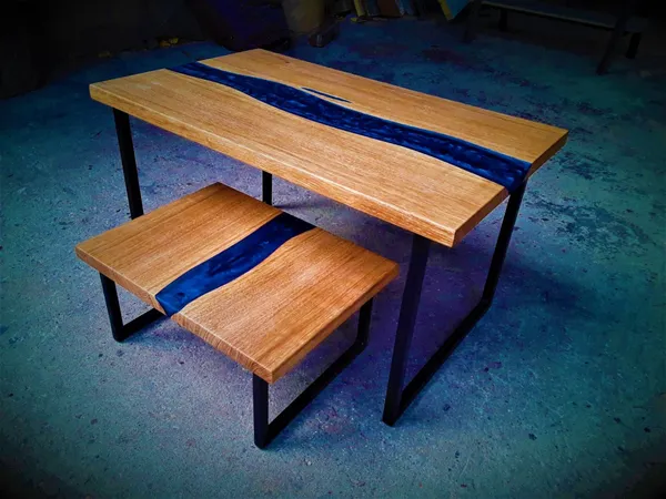 Wecandoo - Fabriquez votre river table en bois, métal et époxy