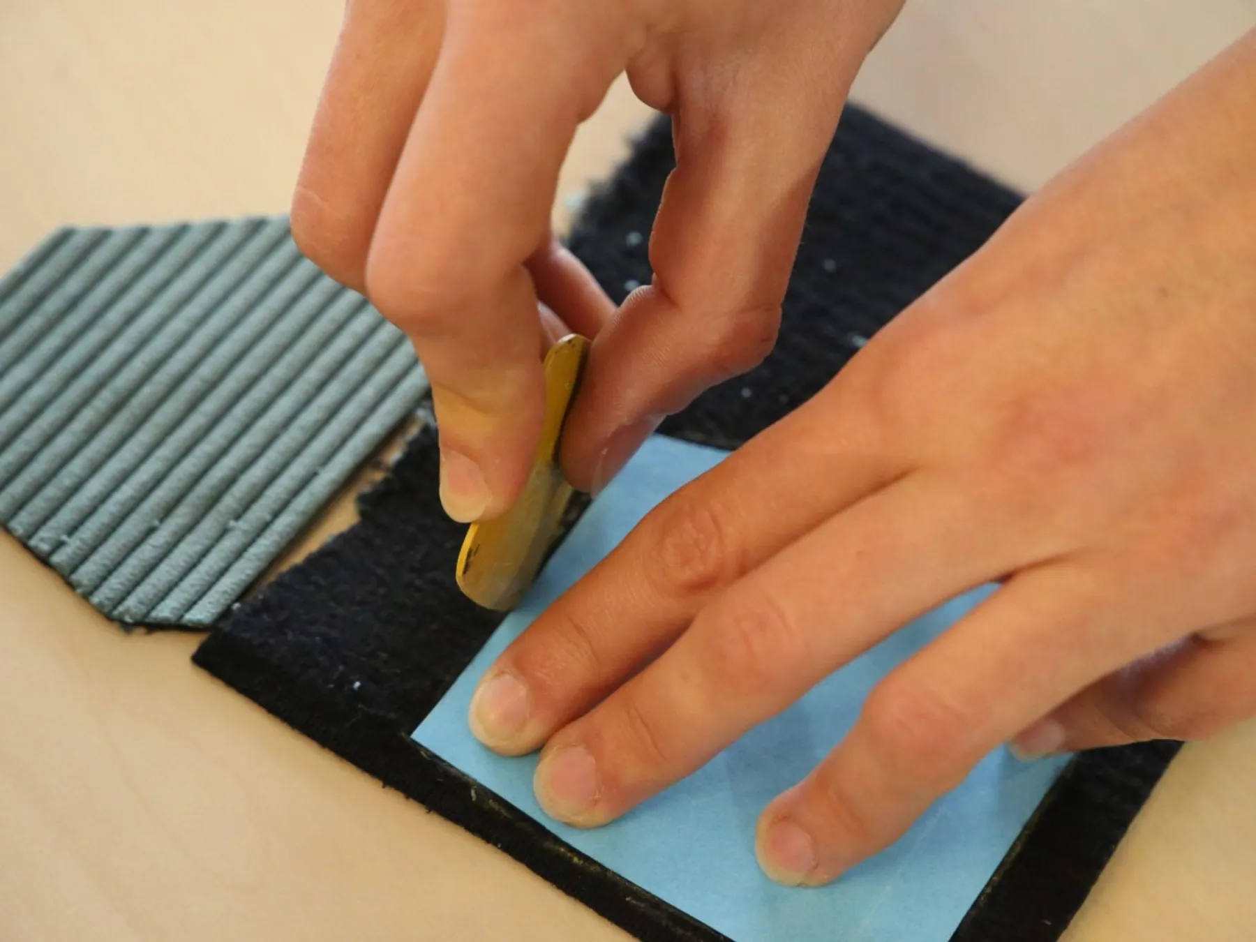 Réalisez votre banane en tissu - Image n°3 - Wecandoo