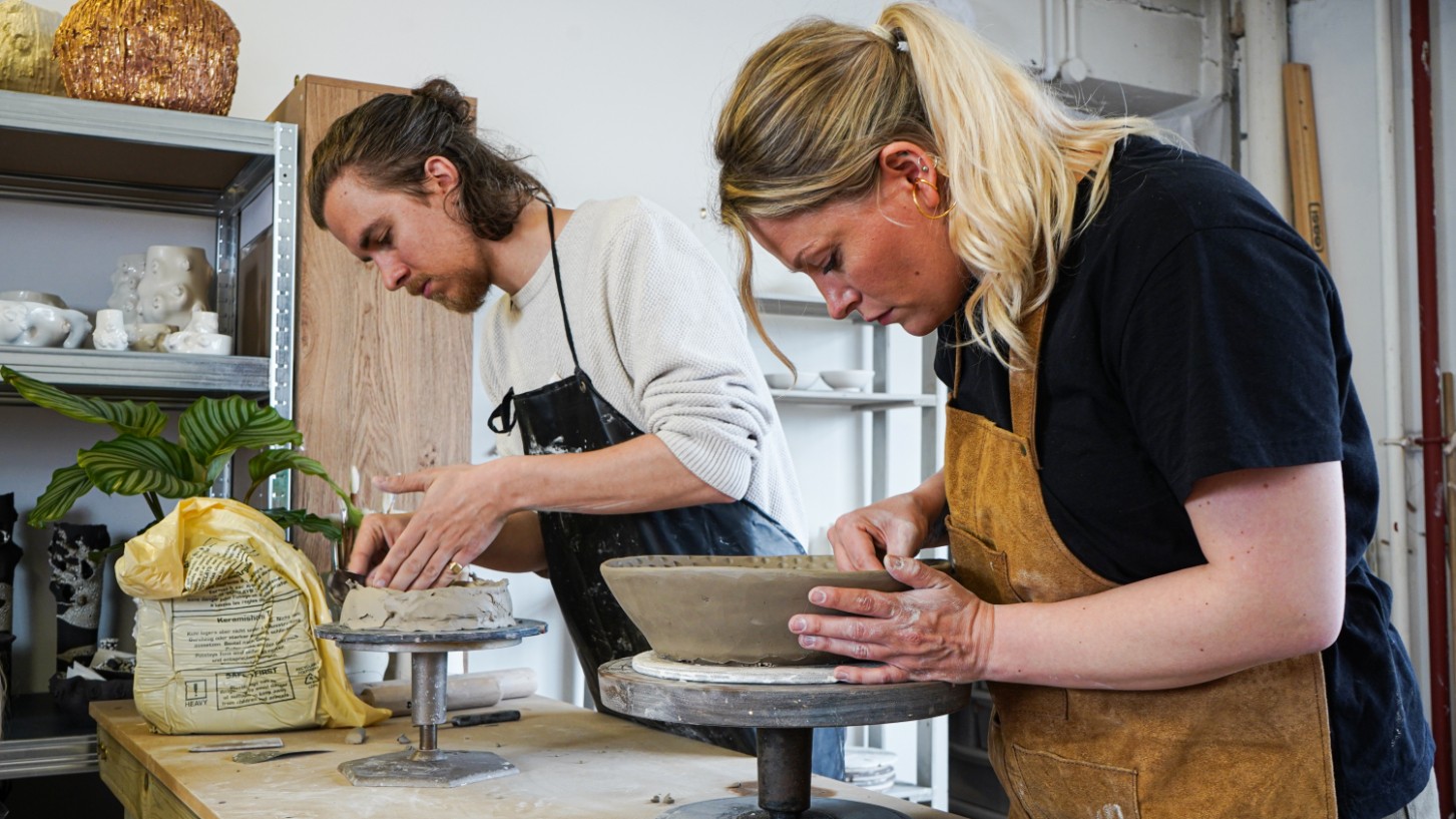 Wecandoo Discover different ceramic techniques and create four unique ceramic objects