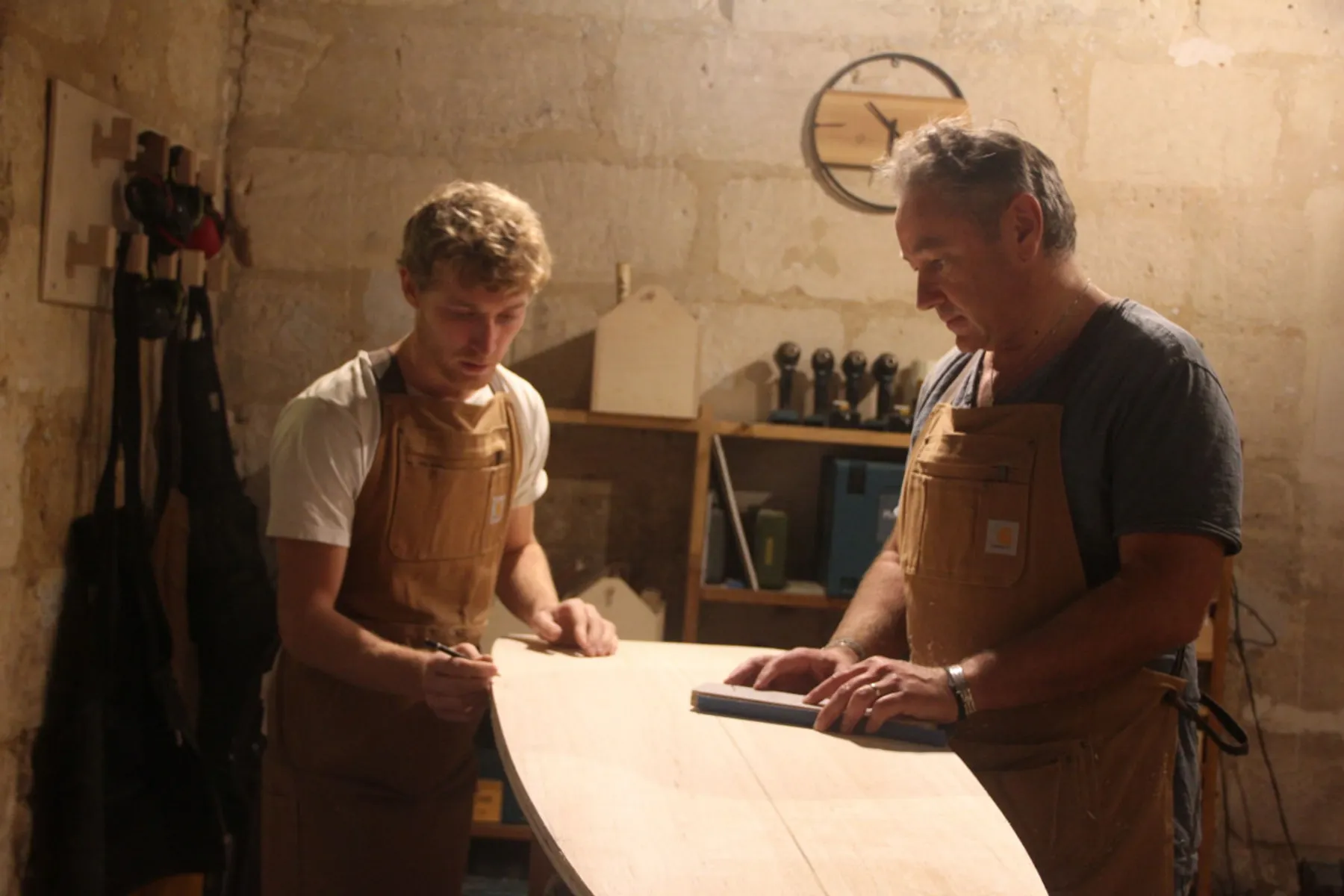 Shapez votre planche de surf en bois - Afbeelding nr. 4 - Wecandoo