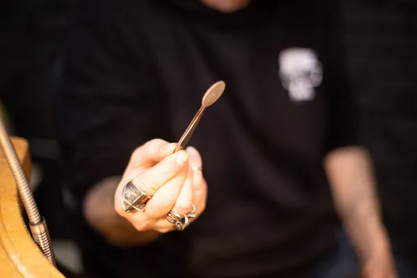 Créez vos boucles d'oreilles créoles en argent - Image n°3 - Wecandoo