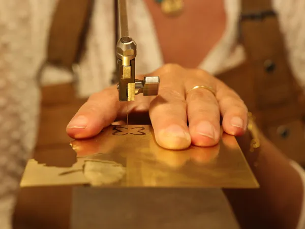 Réalisez votre jonc martelé en laiton - Image n°2 - Wecandoo