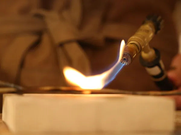 Réalisez votre jonc martelé en laiton - Image n°3 - Wecandoo