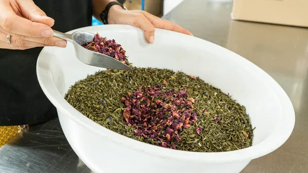 Initiez-vous à la dégustation et l'assemblage du thé - Afbeelding nr. 3 - Wecandoo