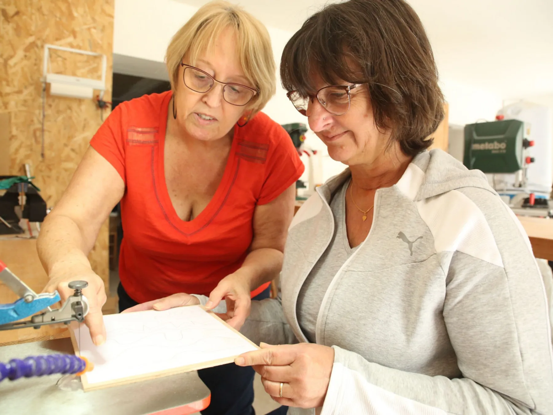 Réalisez une tirelire originale en bois - Image n°2 - Wecandoo