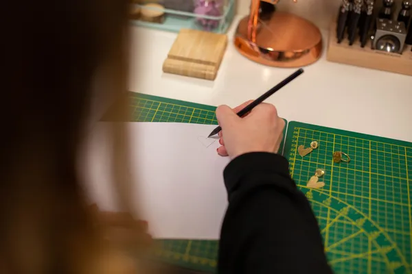 Réalisez votre bague en laiton texturé - Image n°1 - Wecandoo