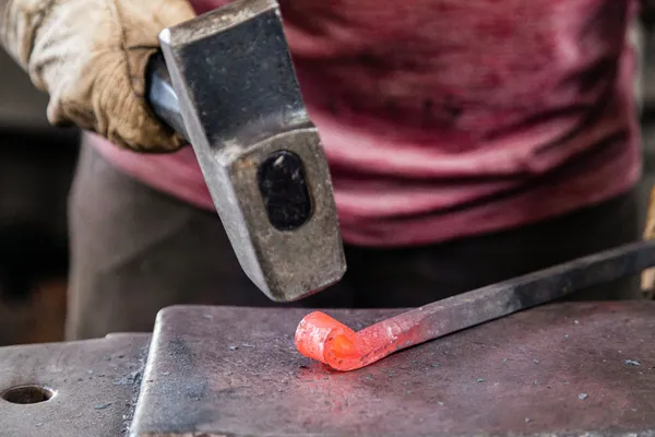 Forgez votre couteau médiéval sur une journée - Image n°4 - Wecandoo