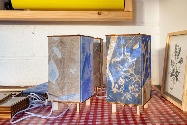 Wecandoo - Fabriquez votre lampe sur pied en monotype