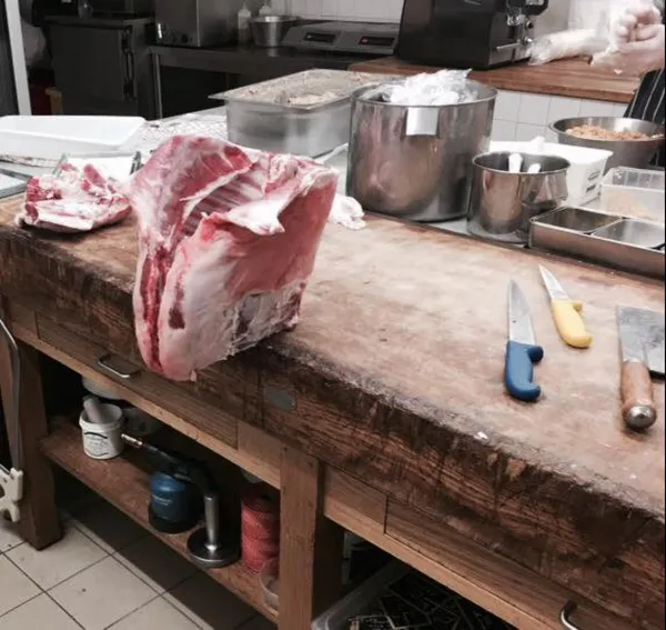 Vivez la vie d'un boucher charcutier - Afbeelding nr. 4 - Wecandoo