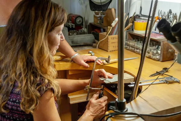 Réalisez vos boucles d'oreilles en argent - Afbeelding nr. 1 - Wecandoo
