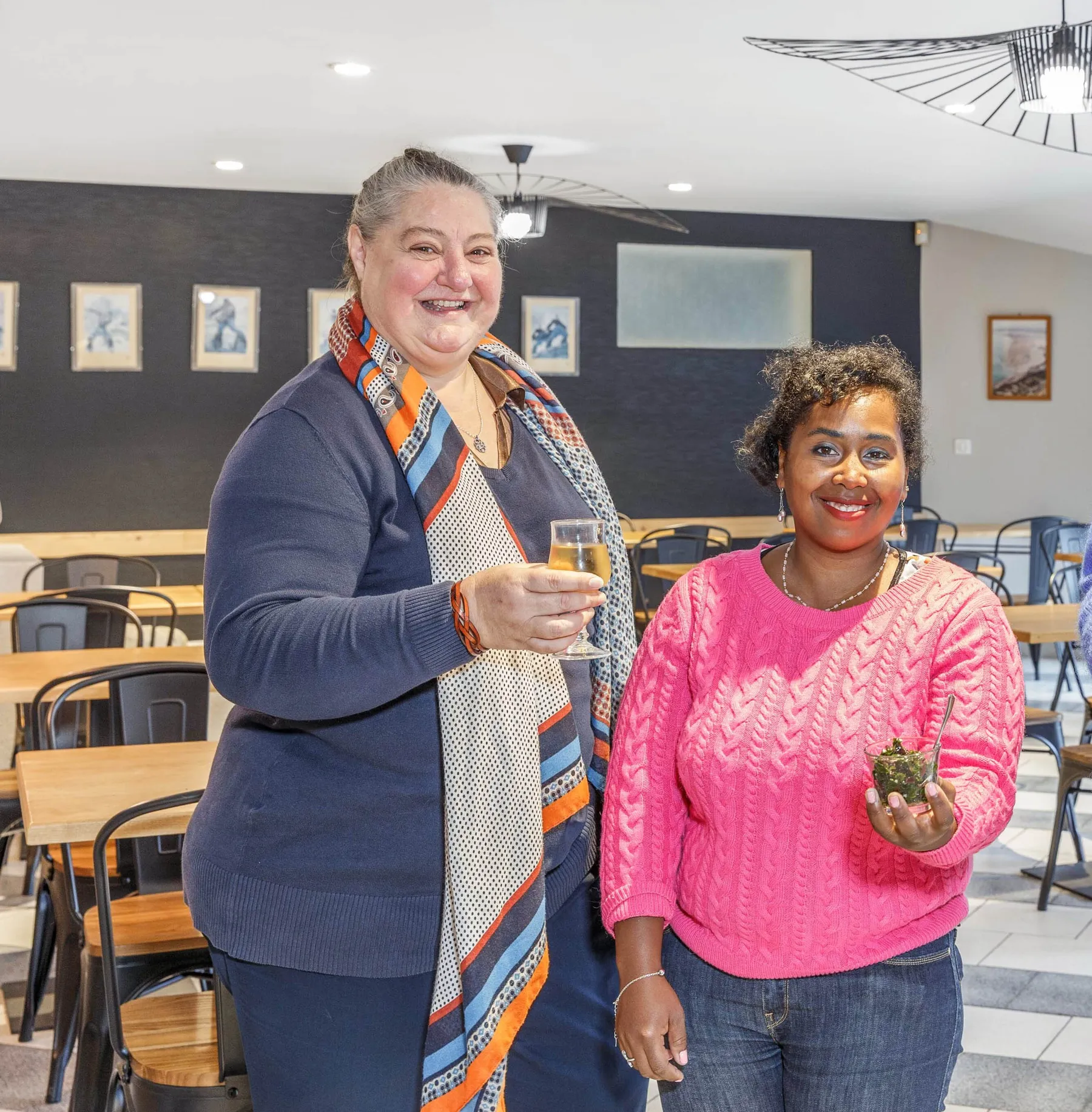 undefined Véronique et Annaïck