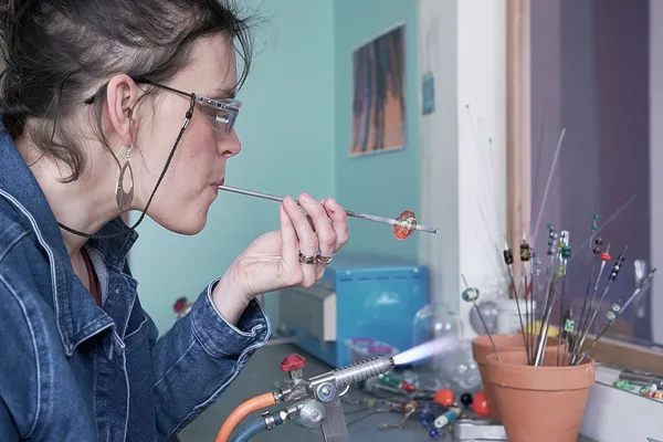 Initiez-vous au soufflage de verre au chalumeau - Image n°2 - Wecandoo