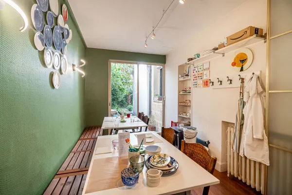 Découvrez la peinture sur céramique en famille sur le thème du végétal - Afbeelding nr. 1 - Wecandoo