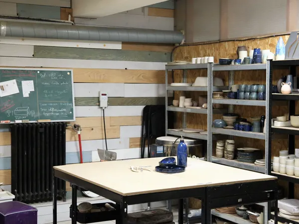 Modelez votre huilier en grès - Image n°1 - Wecandoo