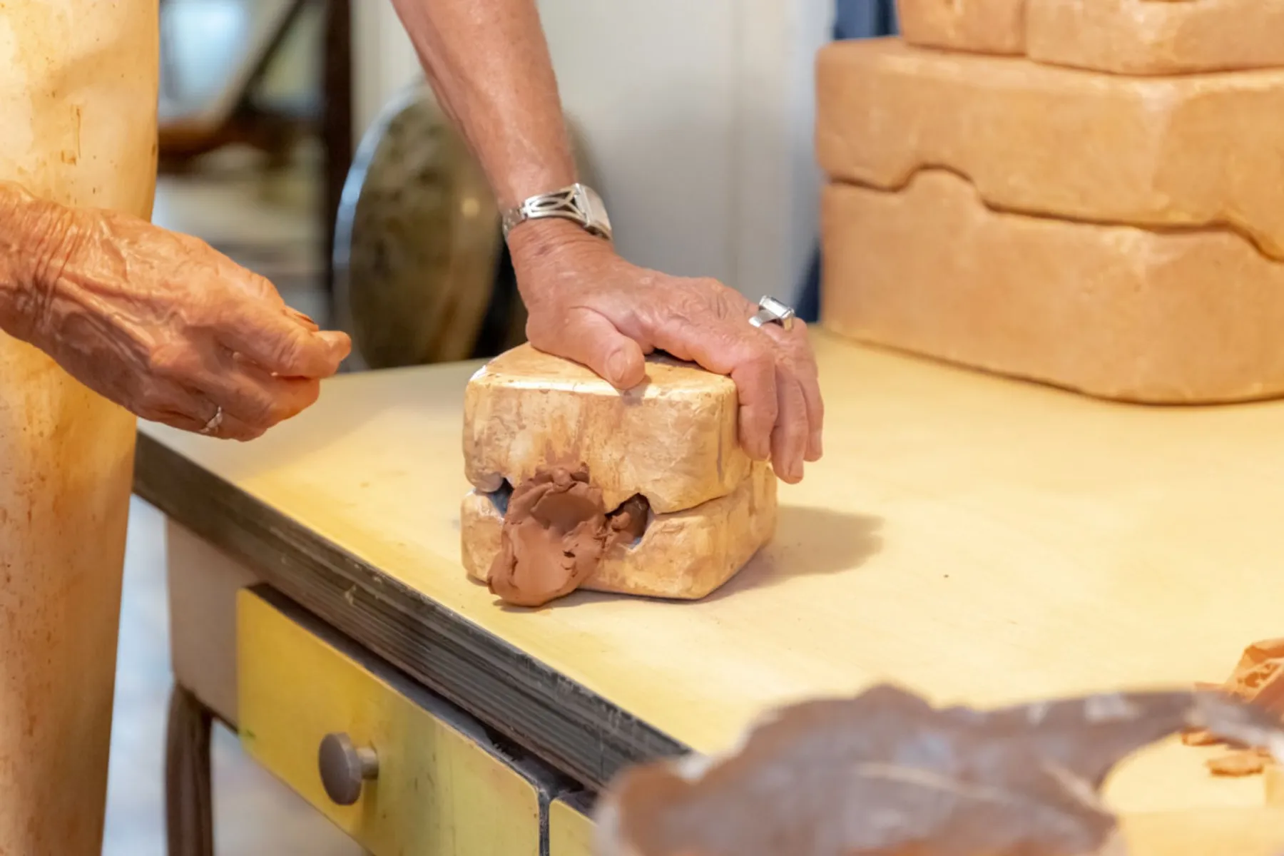 Modelez deux santons de Provence - Afbeelding nr. 4 - Wecandoo