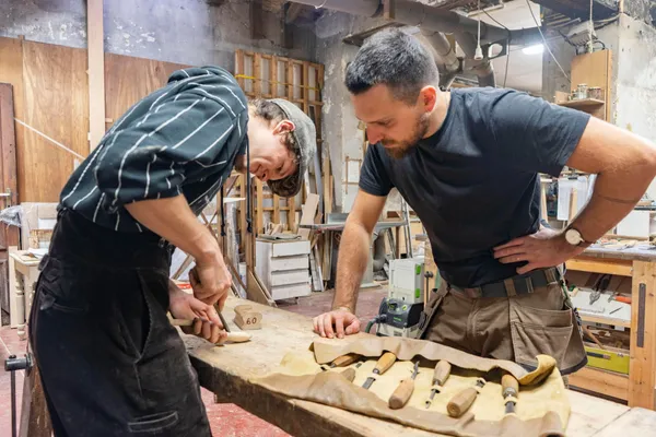 Carve your own wooden spoon - Image n°3 - Wecandoo