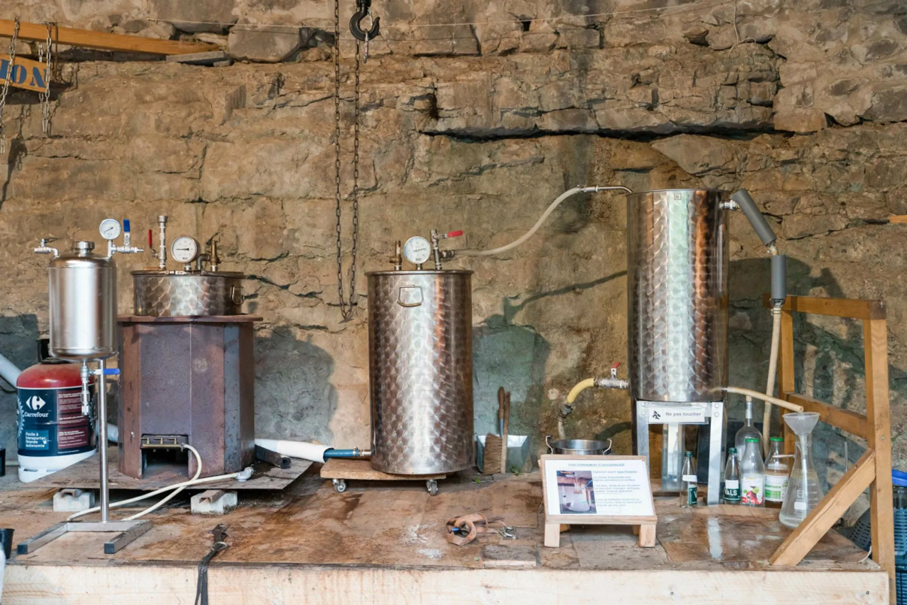 Découvrez la distillation de plantes - Image n°1 - Wecandoo