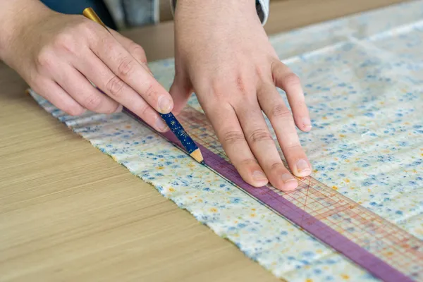 Réalisez votre jupe sur mesure - Image n°3 - Wecandoo