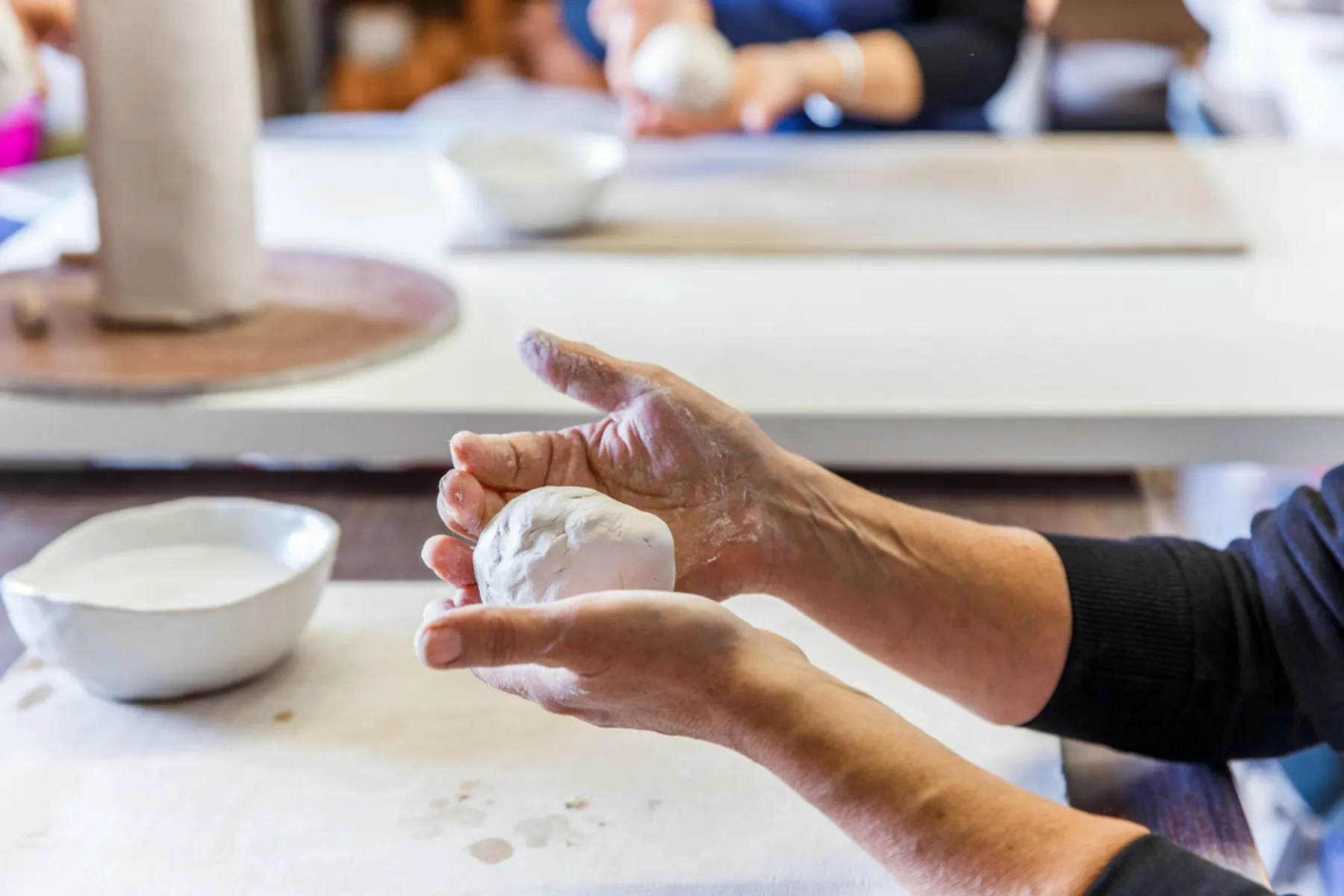 Tournez votre bol en céramique - Image n°1 - Wecandoo