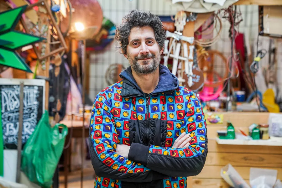 Benjamin : Créateur Bois et Lumière à Aubervilliers