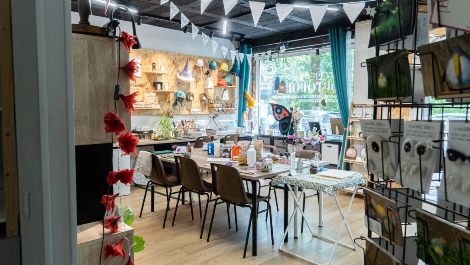 Réalisez votre bougie fleurie et une suspension parfumée - Image n°1 - Wecandoo