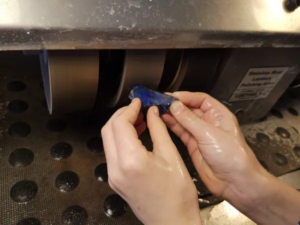 Découvrez le métier de lapidaire en duo avec votre enfant - Image n°2 - Wecandoo