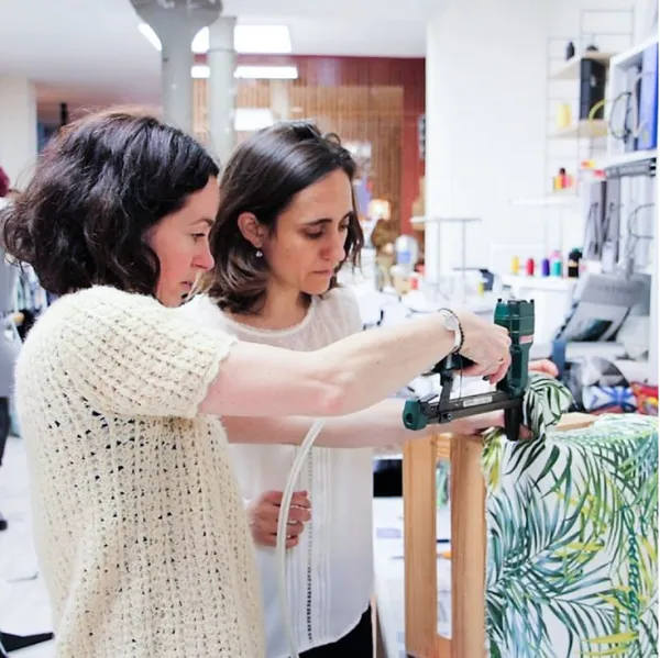 Formez-vous à la tapisserie d'ameublement - Afbeelding nr. 1 - Wecandoo